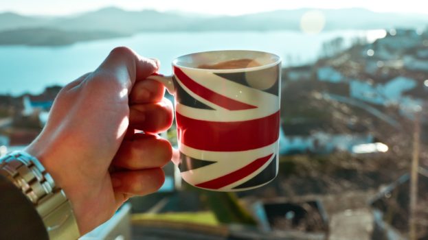 Despre englezi și relația lor bizară cu cafeaua